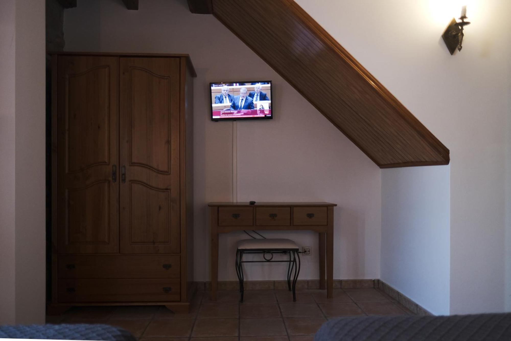 Posada La Estela De Barros Corrales De Buelna Exteriér fotografie